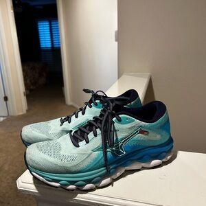 Mizuno Wave Sky 7 Running Shoes